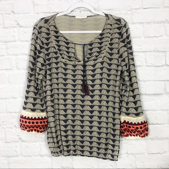 Kenar Tops - Kenar Boho Embroidered Peasant Sleeve Tassel Top
